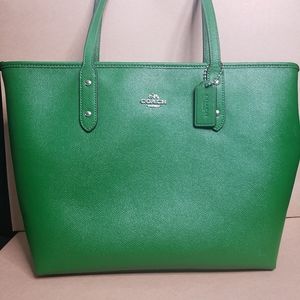 SOLD*****COACH Kelly Green Top Zip City Tote